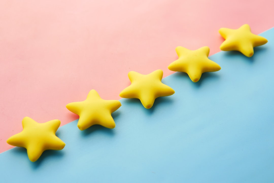 Graphic showing 5 stars.
